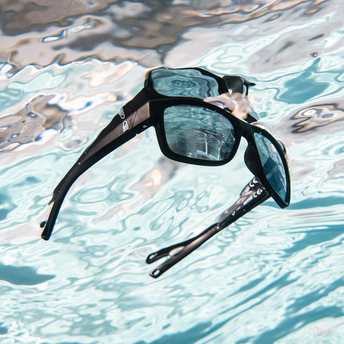 Lunettes de soleil polarisées flottantes voile adulte 100 taille m noir – Image 9